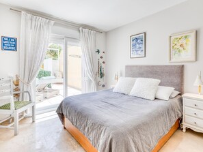 2 chambres, accès au Wi-Fi (inclus), literie fournie