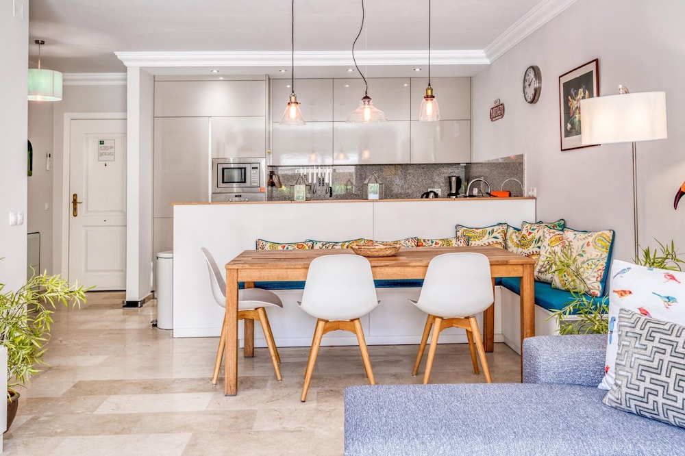 Apartment Estepona, 2 bedrooms, 4 persons