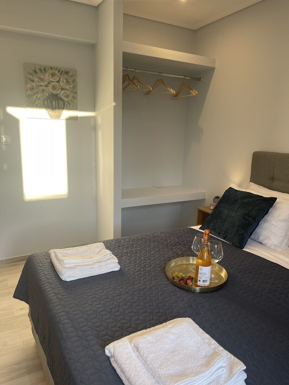 Stylish First Floor Two Bedroom Flat in Kassiopi With Breakfast