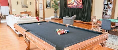 Game room