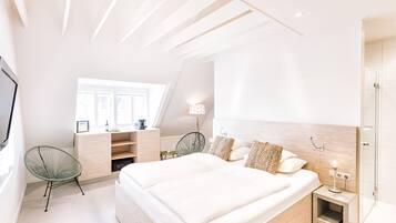 1 bedroom, premium bedding, Select Comfort beds, in-room safe