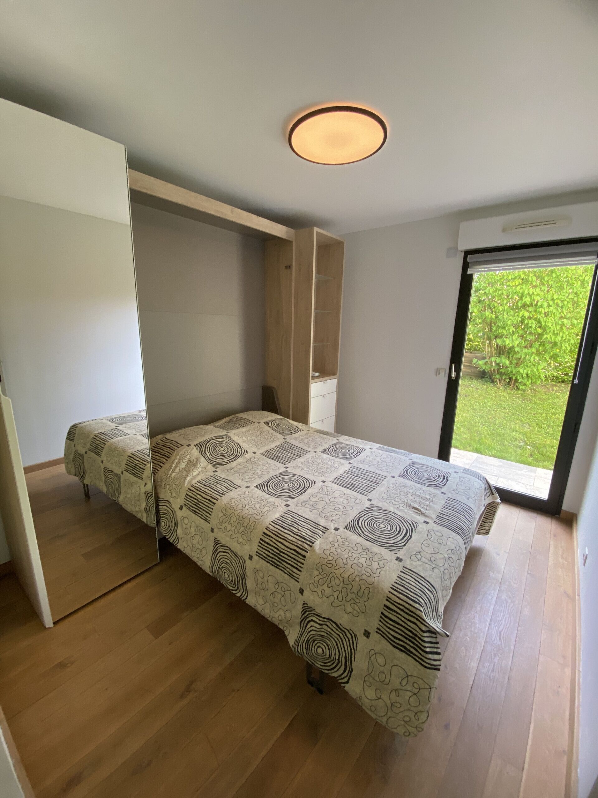 TALLOIRES, TYPE 3 rez de jardin, proche lac, 4 pers.