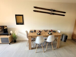 Dining - Bright 4-person apartment in Les Gets with parking (Les Gets)