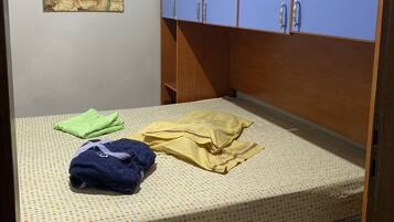 1 chambre, draps fournis