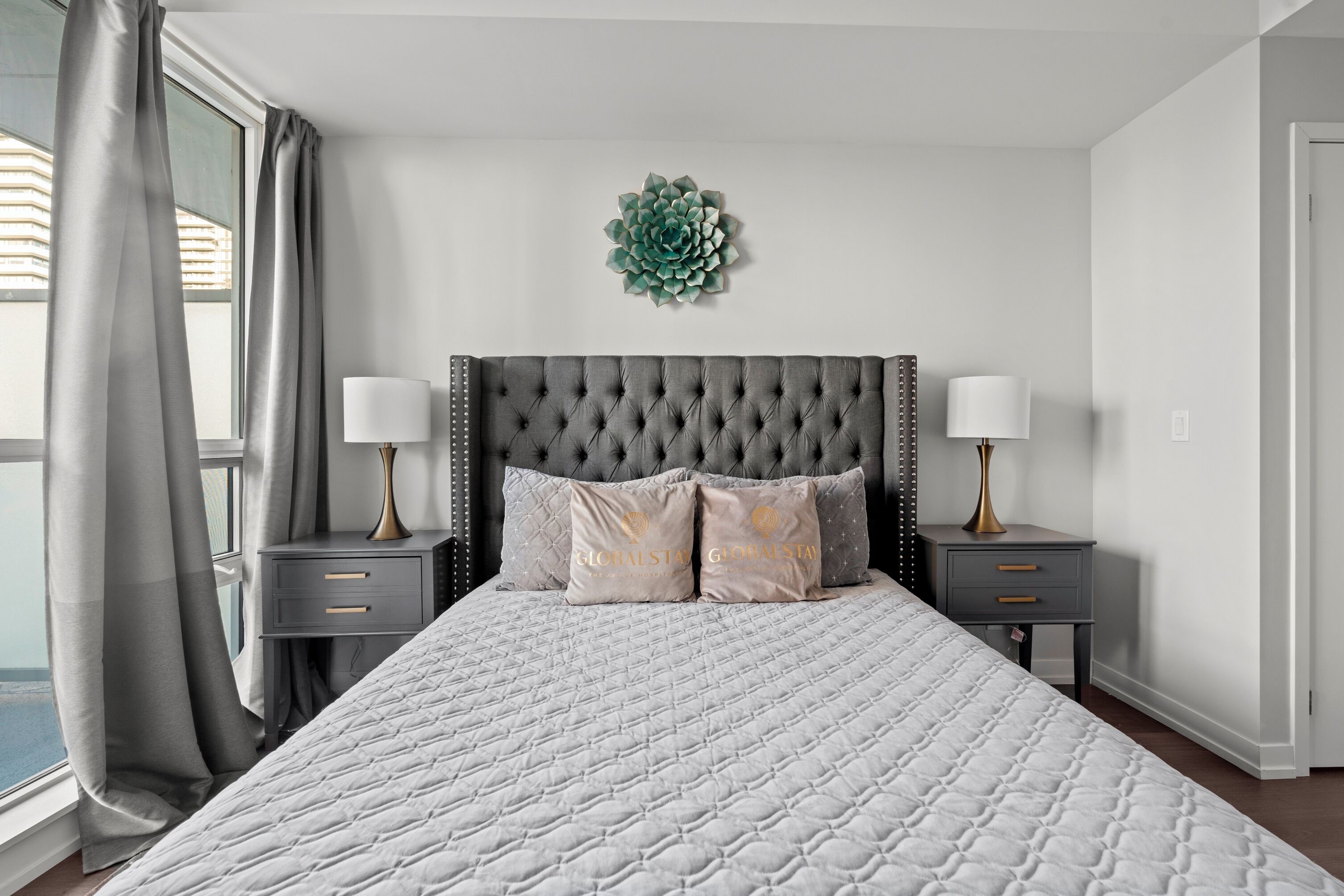 Apartamento ejecutivo, 1 habitación, acceso a la piscina, vistas a la ciudad | Escritorio y espacio para trabajar con un portátil