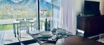 Lake and mountain view house - with private garage