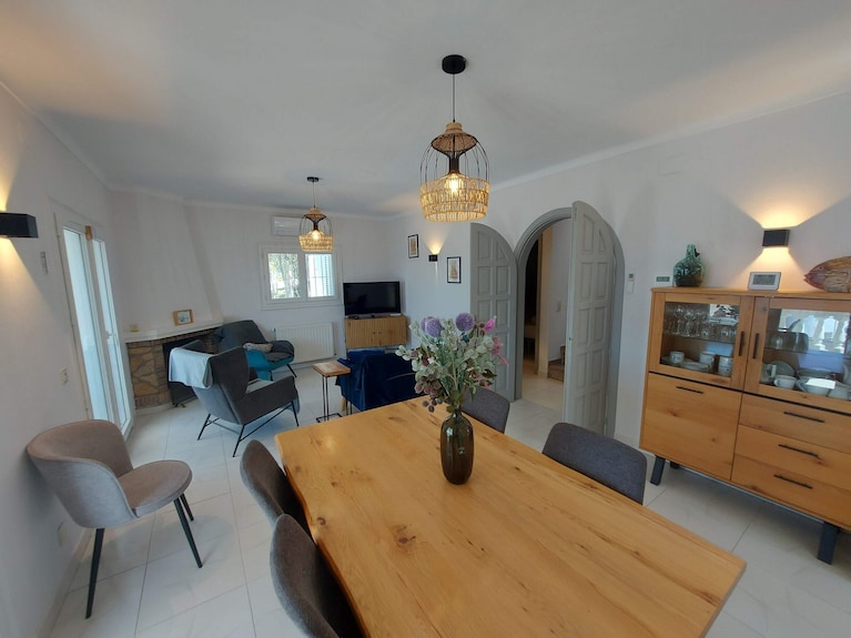 5 Bedroom Villa In L'escala - L'Escala