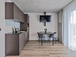 Comfort Apartment | Private kitchen | Full-size fridge, microwave, stovetop, dishwasher - MOOI Apartments St.Gallen (St. Gallen)