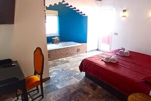 7 bedrooms, free WiFi, bed sheets