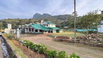 Bagian depan properti