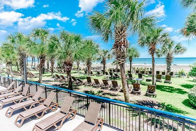 Boardwalk 1BR, Direct Oceanfront, Pools,Nice Views