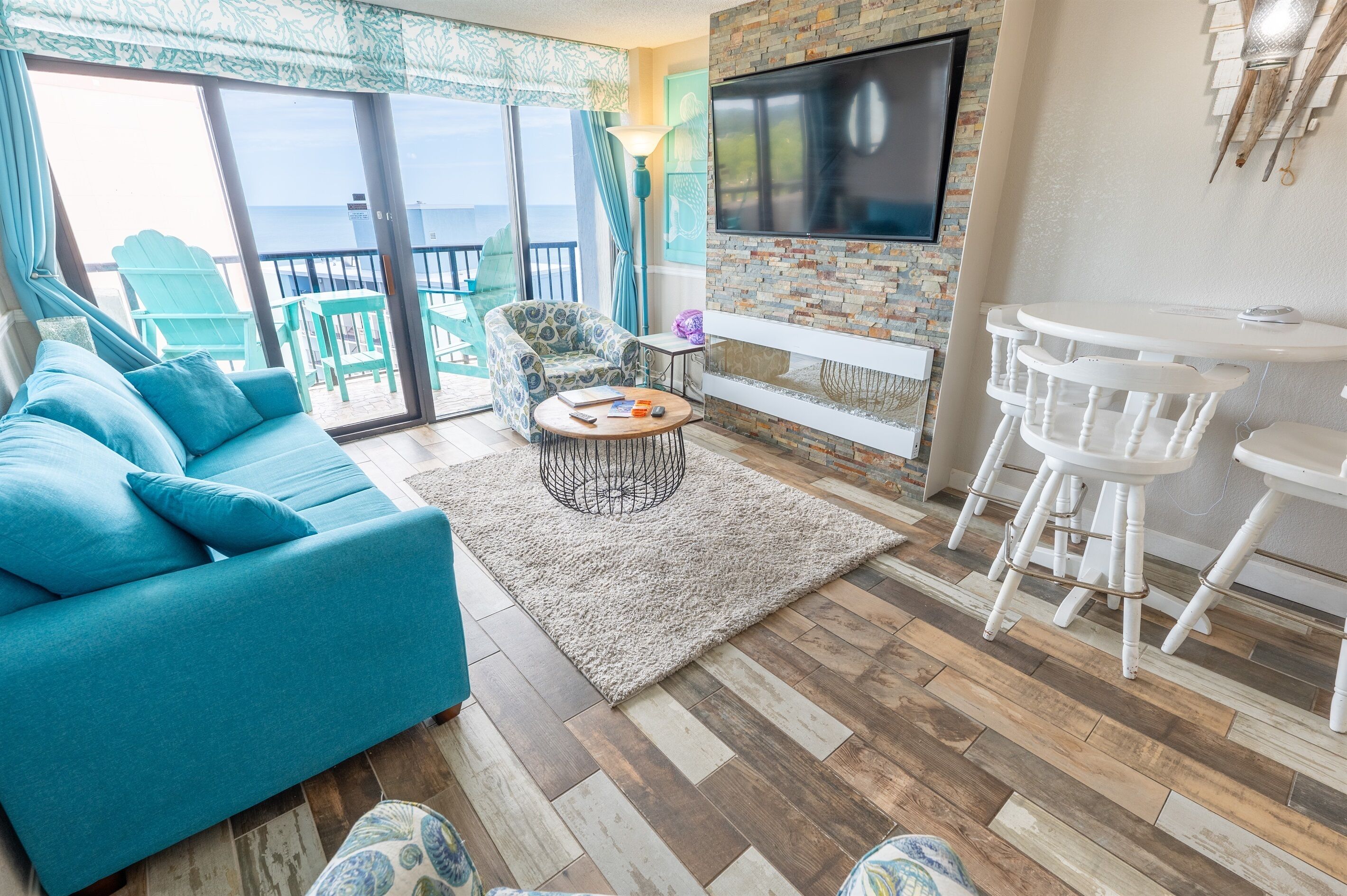 Newly Remodeled 11 floor ,Amazing Oceanview Suite!