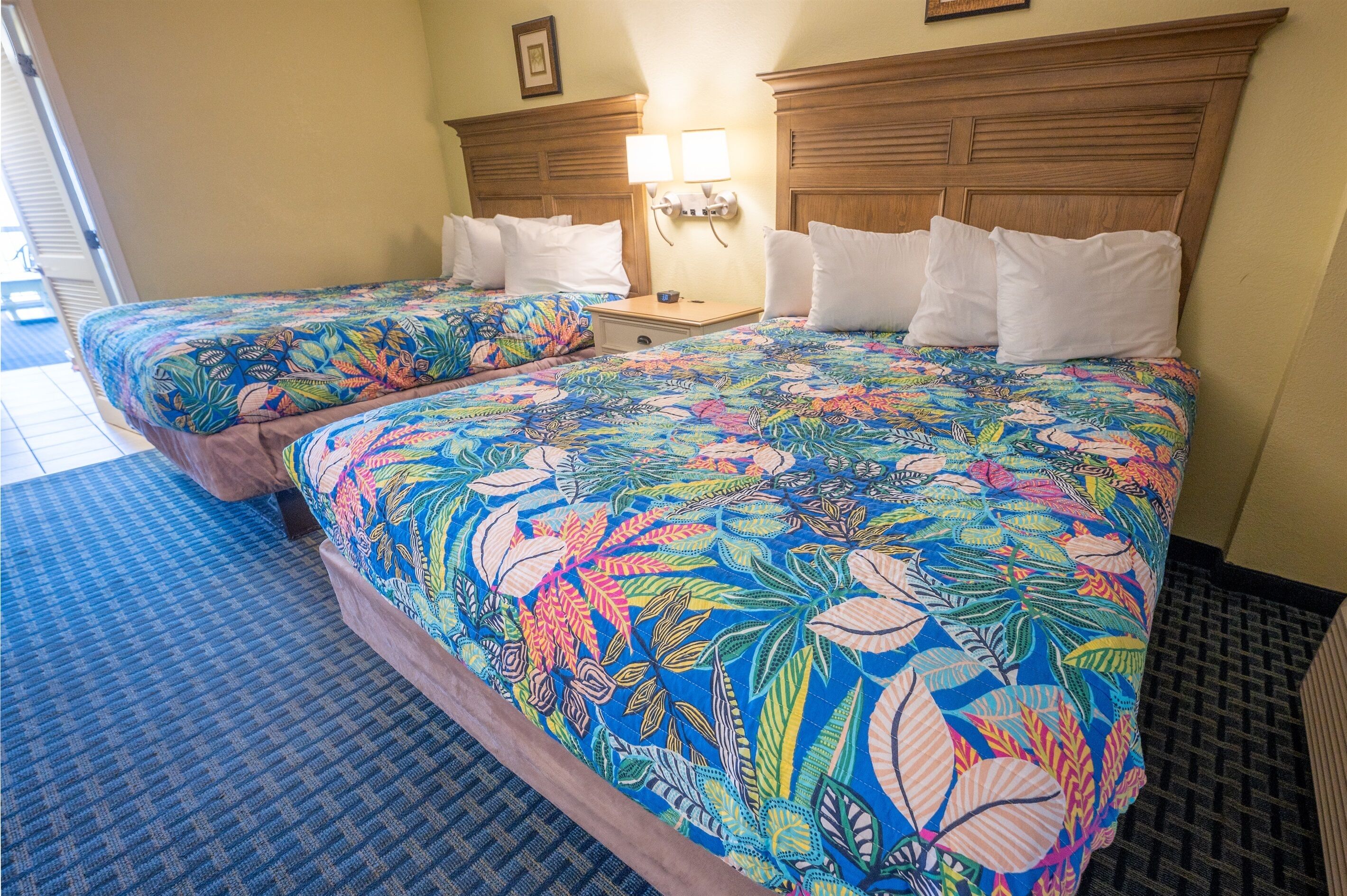 Newly Added, Direct Oceanfront,Lot of Heated Pools