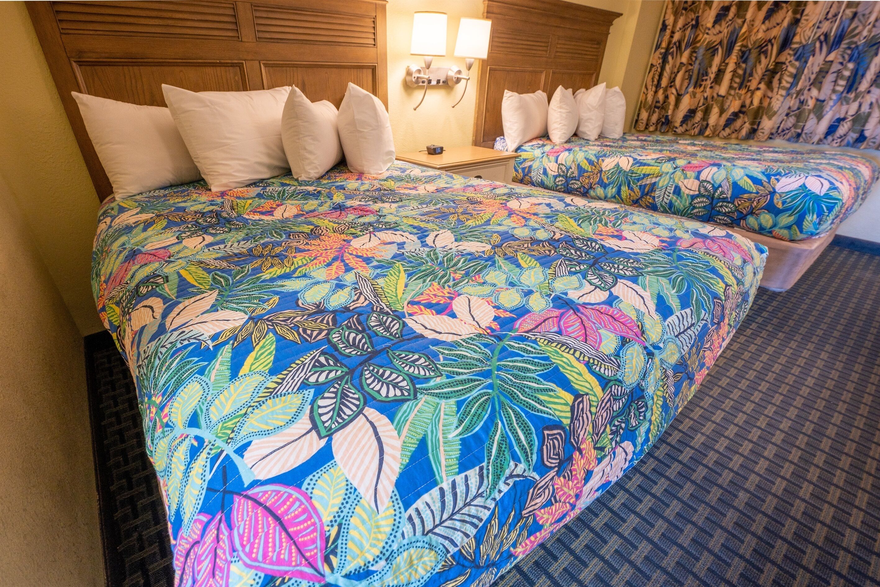 Newly Added, Direct Oceanfront,Lot of Heated Pools