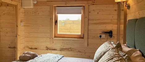 1 chambre, fer et planche Ă repasser, Wi-Fi, draps fournis