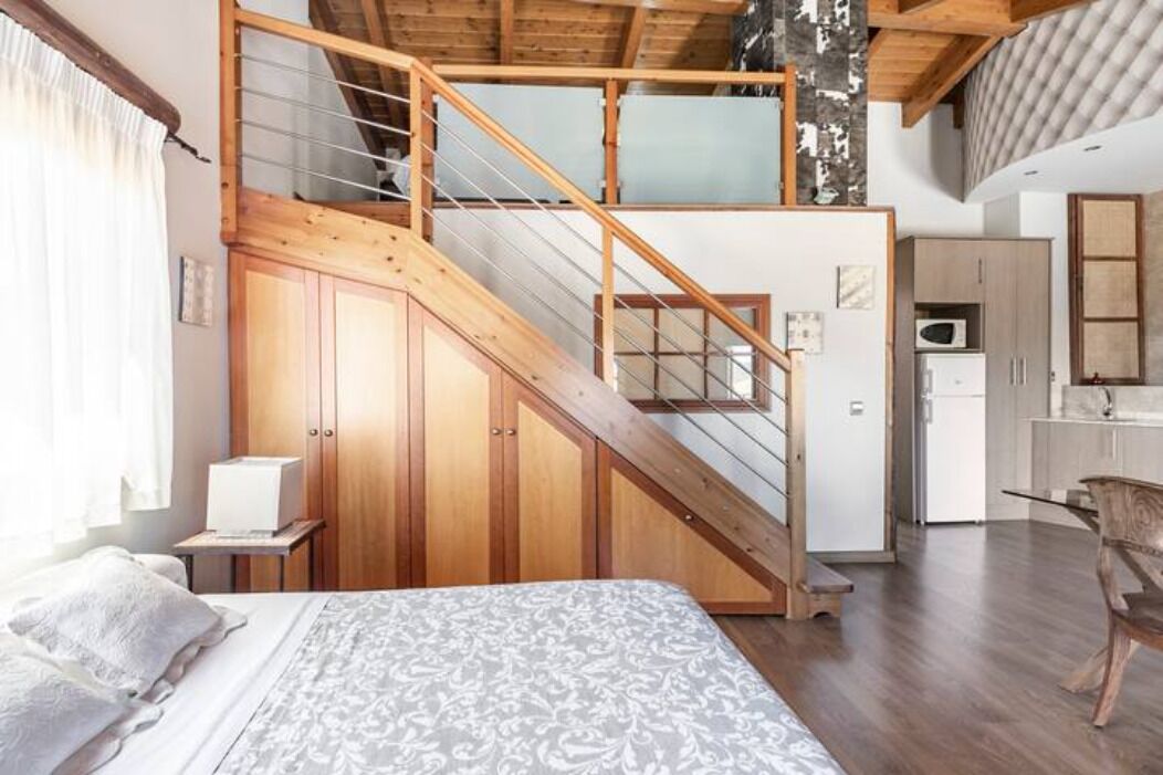 1 Schlafzimmer, Schreibtisch, Bügeleisen/Bügelbrett, Reisekinderbett