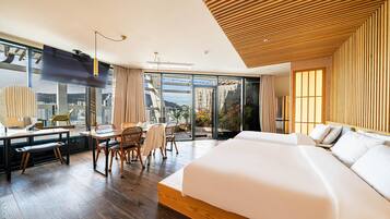 COC | 1 quarto, edredons de pluma, cofres nos quartos, cortinas blackout