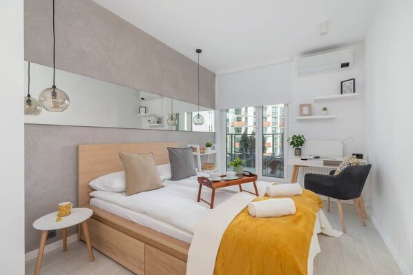 1 chambre, bureau, fer et planche à repasser, Wi-Fi