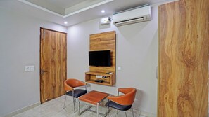 Deluxe Double Room | Peralatan tempat tidur hipoalergenik, busa memori 