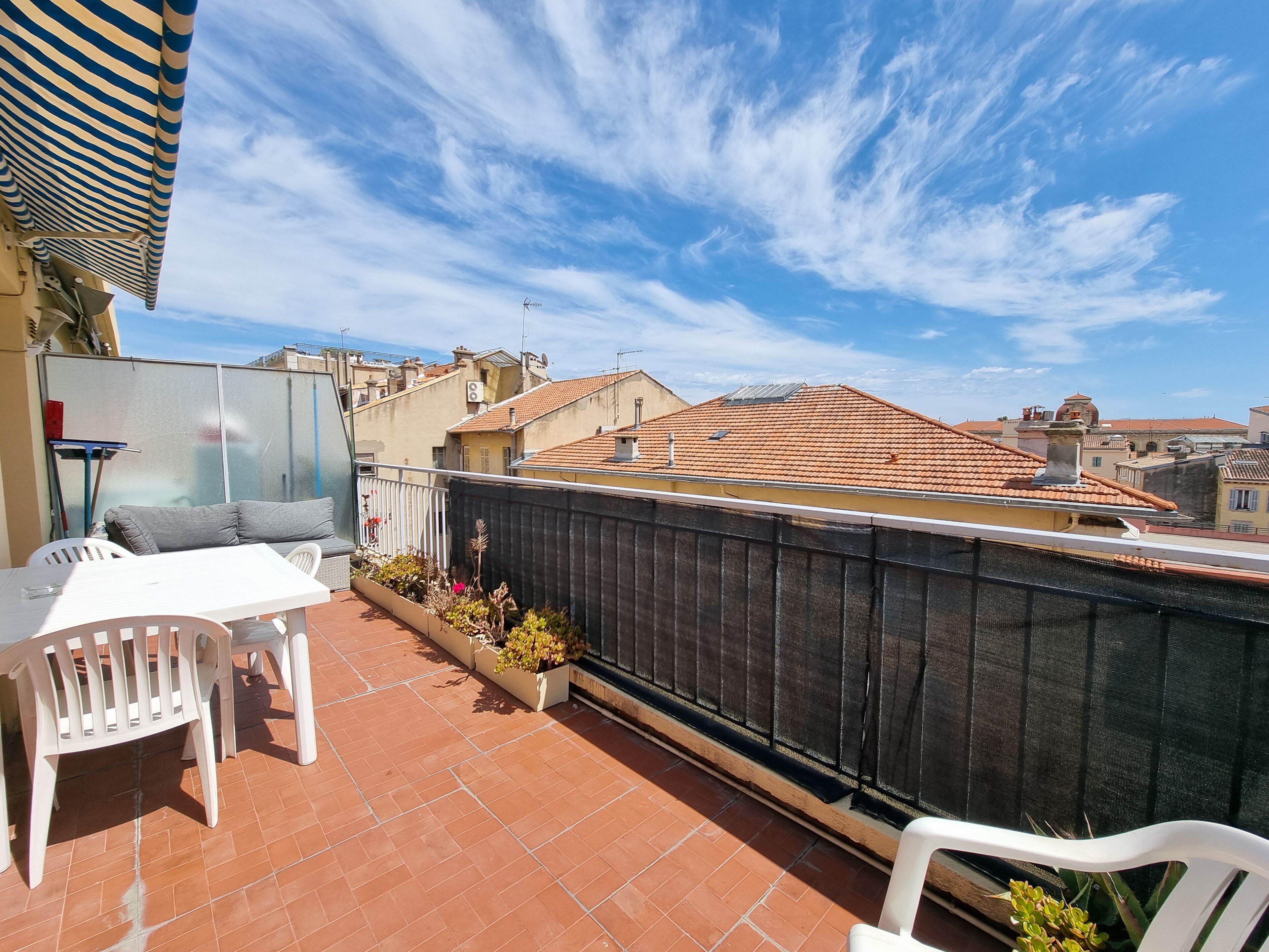 2 Pièces 55m2 - 5mn Plage & Palais