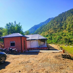 Standard Tent - Hill Springs Resort And Cafe (Rajgarhi)