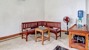 Gambar tidak terklasifikasi, 4 dari 37, tombol