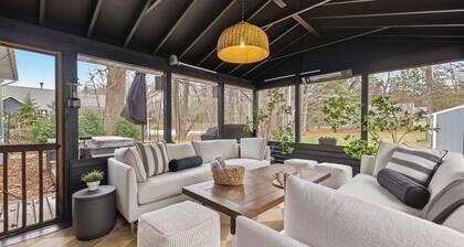 Updated, Hot Tub, Walk to Union Pier