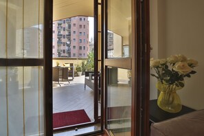 Design Studio | Terrace/patio - notaMI - Residenza Smeraldo - San Siro (Milan)