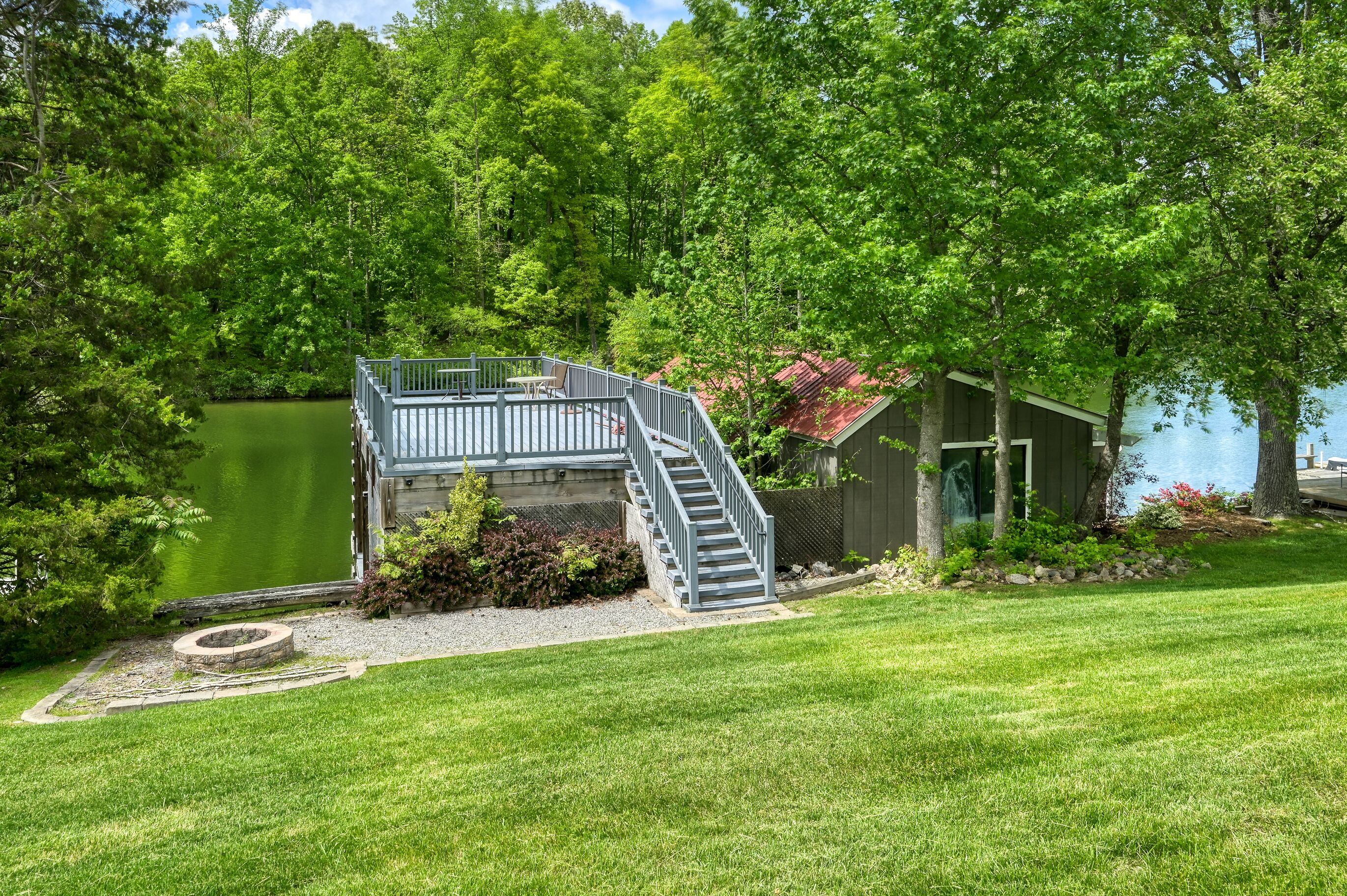 Segundo Viento- Unique Waterfront Home, Deep Water, Pet Friendly