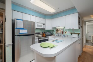 Microwave, dishwasher