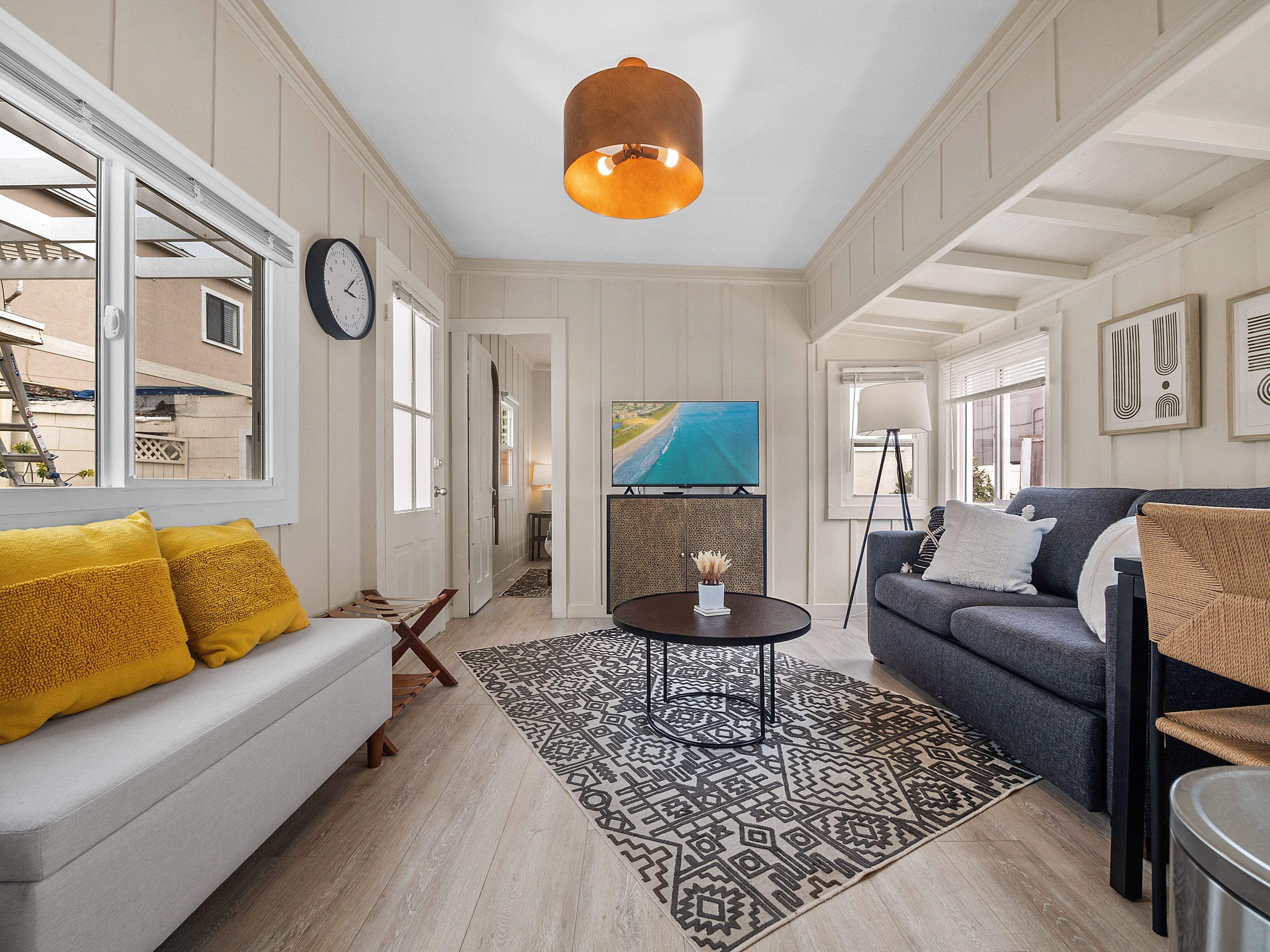 Sunset Cliffs Oceanfront Casita w/ Fast Wifi, Large Outdoor Space & Ocean Breeze!