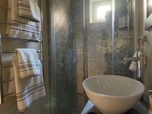 Basic Apartment | Bathroom | Hair dryer, towels - Pristine 1Br Apt in City Center (Riga)