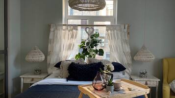 Basic Apartment | 1 bedroom, iron/ironing board, free WiFi