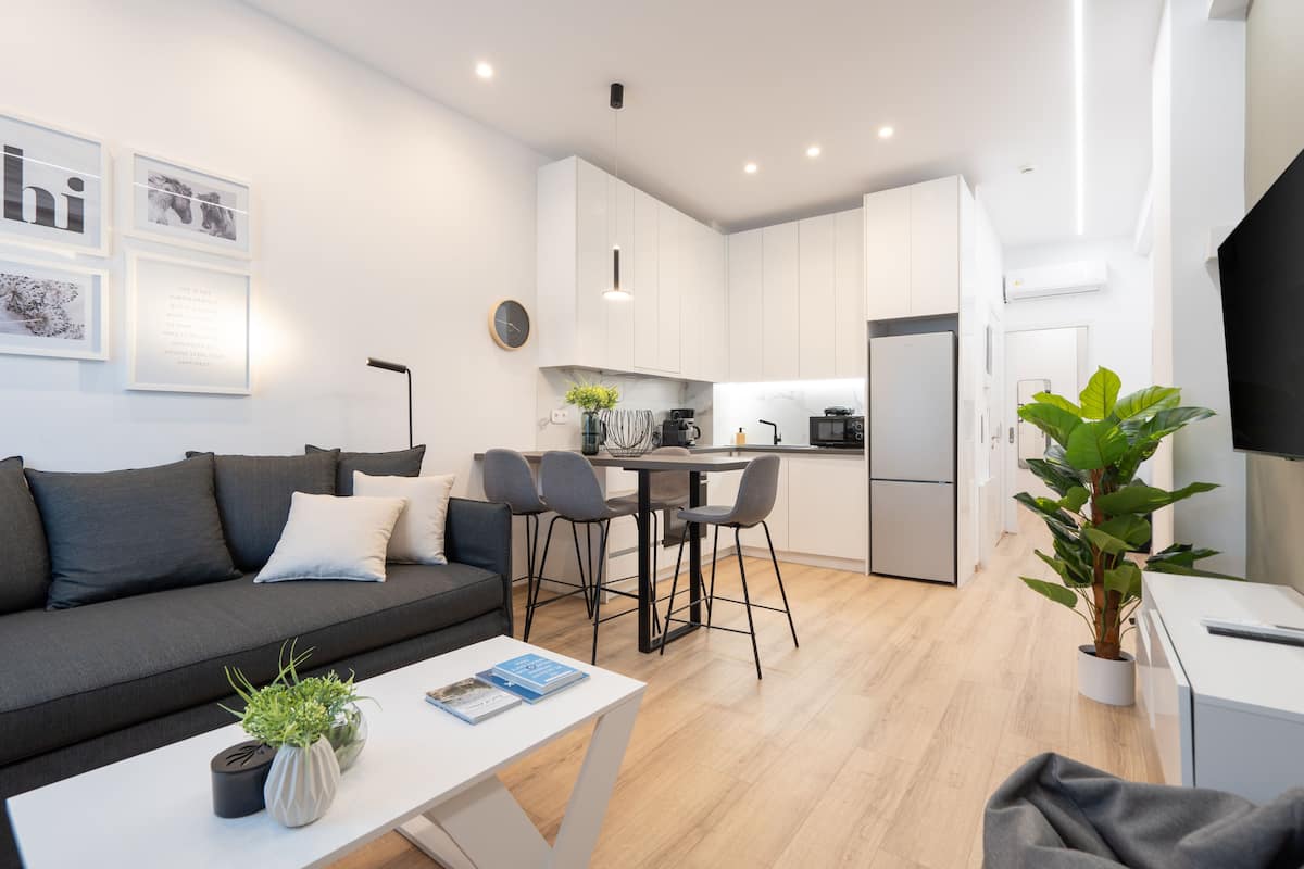 City Apartment (Ground Floor 1) | Living room | 43-inch TV with cable channels