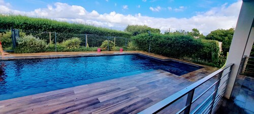 Villa Maé  maison de vacances avec Piscine entre Mer et Montagne Corse.