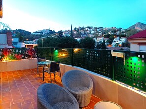 Outdoor dining - D-1 Studio with terrace and views (Malaga)