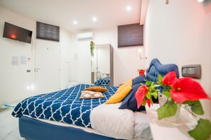 Classic Studio | Desk, blackout curtains, soundproofing, free WiFi - Le Suite della Principessa (Salerno)