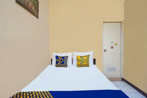 Doppia Economy | Postazione laptop, Wi-Fi gratuito, lenzuola