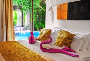 Villa exclusiva, 1 cama de matrimonio grande | Ropa de cama de alta calidad, colchones con acolchado adicional, minibar