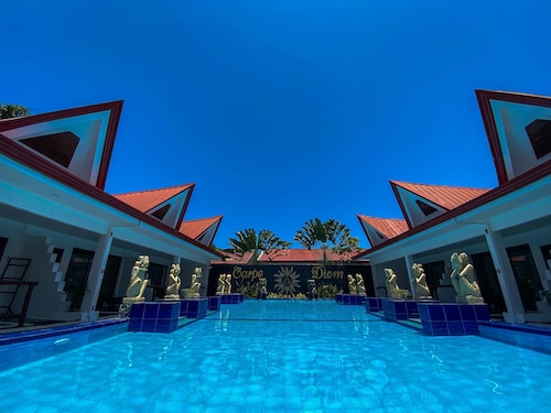 Matinloc Island Vacation Packages & Trips 2024 from CA 160 Expedia