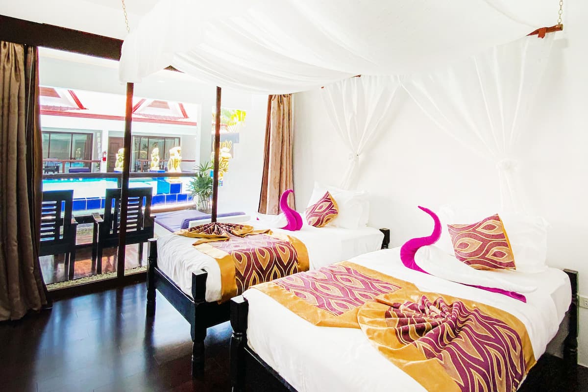 Superior Room | 1 bedroom, premium bedding, pillowtop beds, minibar