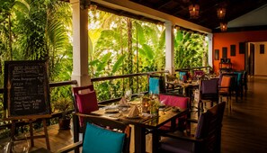 Restaurant - Carpe Diem Villas & Resort (Puerto Princesa)