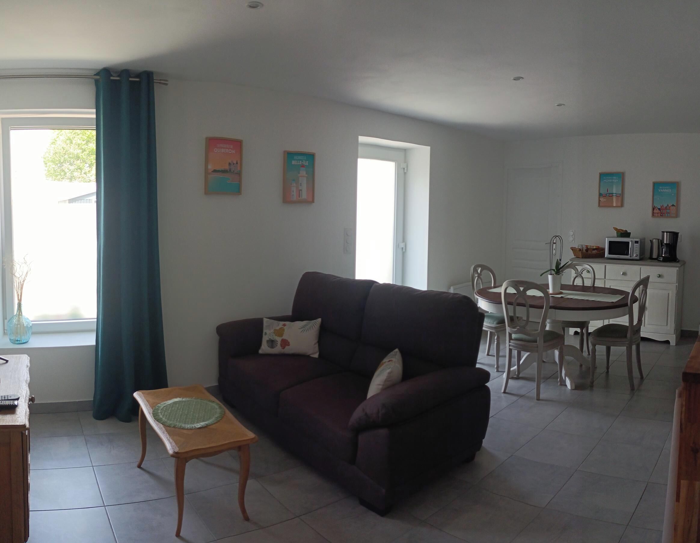 Agréable Maison à la Campagne Proche de la Ville