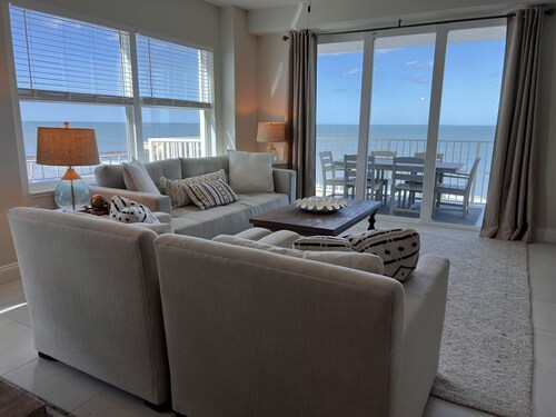 Luxury Oceanfront Condo with Gorgeous Views in Daytona Beach Shores.  4BR, 3BA