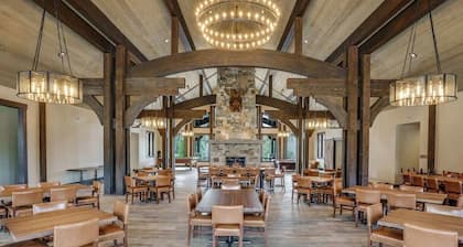 Idaho Club | Luxury, Golf, Clubhouse, Bikes