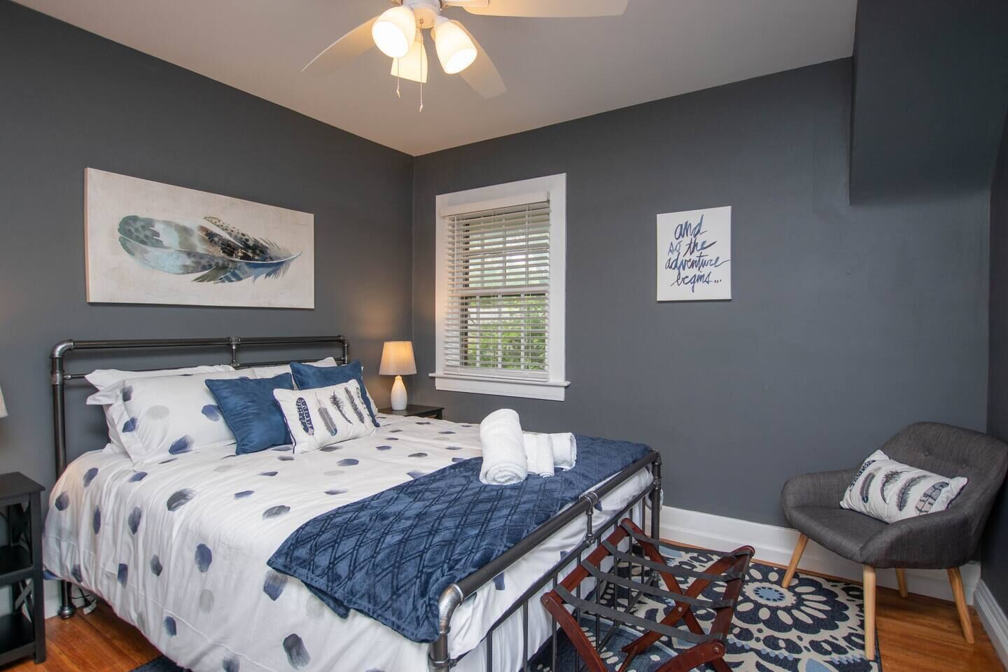 Hillcrest Hideaway~ Charming 3BR + Private Cottage