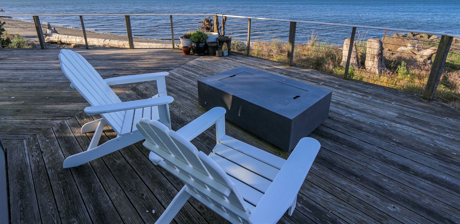 New! Sound: Waterfront home, Strait water views, beach!