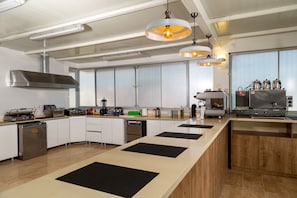 Free daily buffet breakfast - Caissa Hotel (Ayvalik)