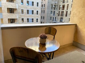 Outdoor dining - Spacious 1-Bedroom Apartment in the Center (Yerevan)