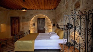 Elmalik | 1 bedroom, in-room safe, soundproofing, iron/ironing board